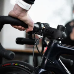 Knog Oi Luxe Bell - Black/red -Bike Sale Shop 298282 03 d 608331