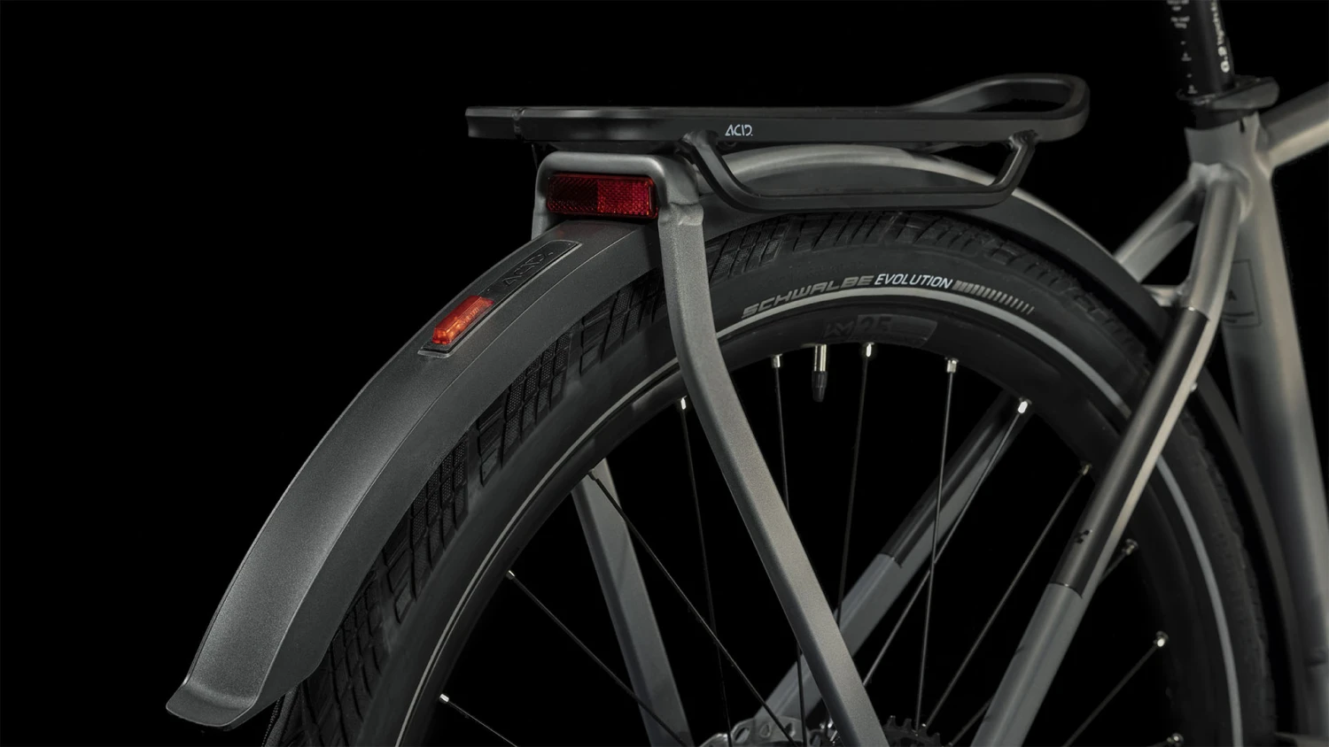 CUBE KATHMANDU HYBRID SLT 750 - Electric Touring Bike - 2023 - Prizmsilver / Grey 6 CUBE KATHMANDU HYBRID SLT 750 - Electric Touring Bike - 2023 - Prizmsilver / Grey - Image 6