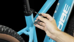 CUBE REACTION HYBRID ONE 750 - Electric Mountain Bike - 2023 - Skyblue / White 15 CUBE REACTION HYBRID ONE 750 - Electric Mountain Bike - 2023 - Skyblue / White -Bike Sale Shop 634062 d 0415151 1400768