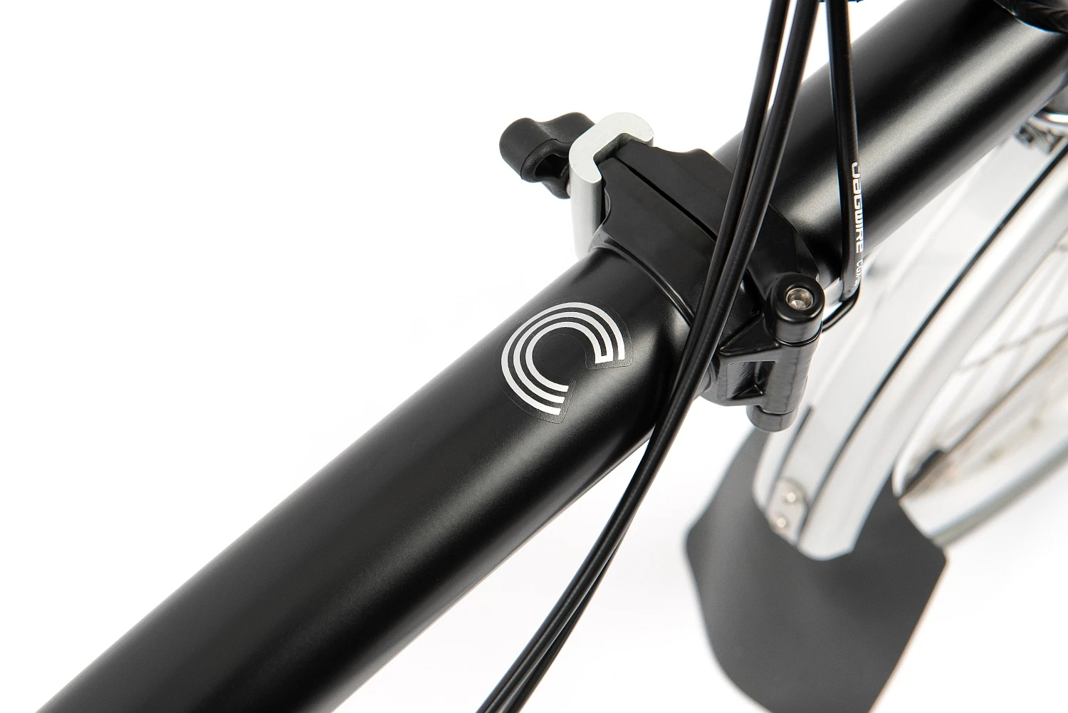 Brompton C Line Utility - 3-Speed - High Bar - Extended Seatpost - 16" Folding Bike - 2022 - Black Matt 7 Brompton C Line Utility - 3-Speed - High Bar - Extended Seatpost - 16" Folding Bike - 2022 - Black Matt - Image 7