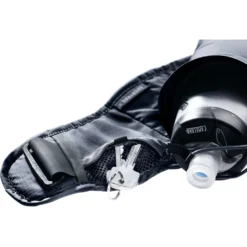 Deuter Shortrail II Running Belt - Black -Bike Sale Shop deuter shortrail 2 running belt black 3 1442942