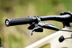 Yeti Cycles SB120 T1 - 29" Carbon Mountainbike - 2023 - Dust -Bike Sale Shop dsc03792 1437241