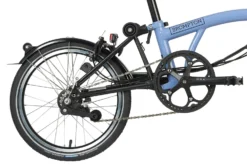 Brompton Electric C Line Explore - 6-Speed - High Bar - Telescopic Seatpost - 16" Electric Folding Bike - 2023 - Cloud Blue -Bike Sale Shop electric c line explore 6 speed high bar extended seatpost cloud blue 5 1452447 1