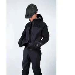 Endura MT500 Waterproof Onesie II - Black 10 Endura MT500 Waterproof Onesie II - Black -Bike Sale Shop endura mt500 waterproof onesie ii black 5 1096640