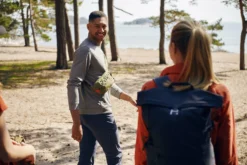 FJÄLLRÄVEN Fjällräven High Coast Hip Pack - Navy -Bike Sale Shop fjaellraeven high coast hip pack ochre 10 936938