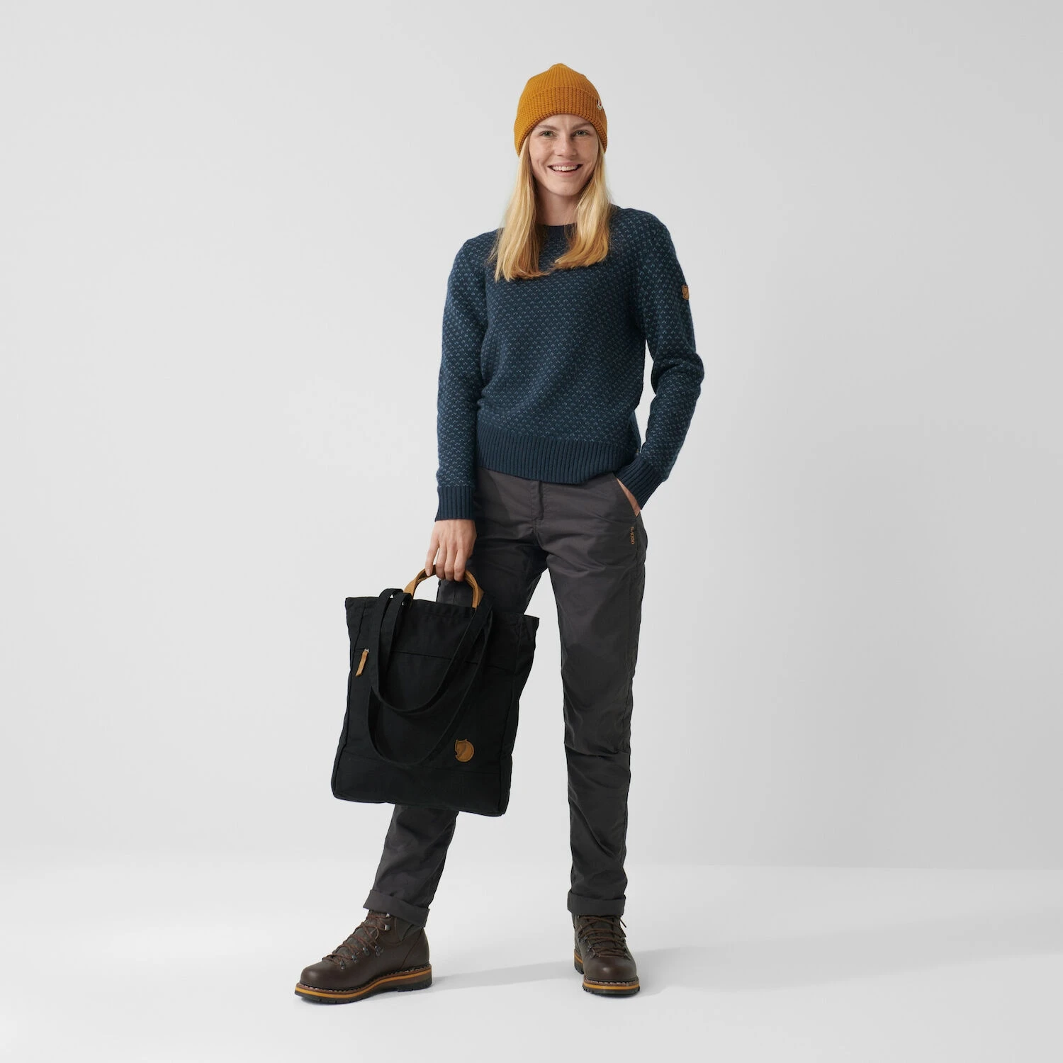 FJÄLLRÄVEN Fjällräven Totepack No.1 Bag - 14L - Mesa Purple 10 FJÄLLRÄVEN Fjällräven Totepack No.1 Bag - 14L - Mesa Purple - Image 10