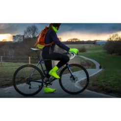 GripGrab Arctic Waterproof Deep Winter Hi-Vis Shoe Covers - Yellow Hi-Vis -Bike Sale Shop gripgrab arctic waterproof deep winter hi vis shoe cover yellow hi vis 5 1078212