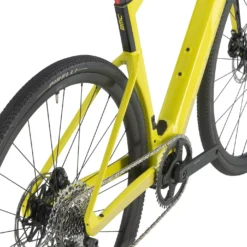 BMC ROADMACHINE 01 AMP X TWO - Electric Road Bike - 2023 - Lime Yellow / Black -Bike Sale Shop innovation bmc roadmachine 01 amp x two 04 tire clearance 1413060