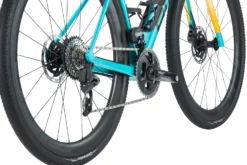 BMC KAIUS 01 TWO - Carbon Gravel Bike - 2023 - Turquoise & Black 15 BMC KAIUS 01 TWO - Carbon Gravel Bike - 2023 - Turquoise & Black -Bike Sale Shop kaius 01 two detail 06 1410318