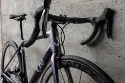 Liv LANGMA ADVANCED SL - Dura Ace Di2 Womens Road Bike - 2022 - Artic Light / Chrome -Bike Sale Shop langma advanced sl da 11 1115263