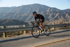 Liv LANGMA ADVANCED SL - Dura Ace Di2 Womens Road Bike - 2022 - Artic Light / Chrome -Bike Sale Shop langma advanced sl da 8 1115261