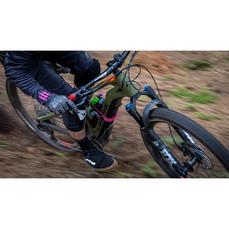 Muc-Off Utility Frame Strap - Green 4 Muc-Off Utility Frame Strap - Green - Image 4