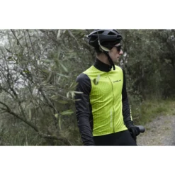 Nalini New Strada Jacket - Yellow 4150 -Bike Sale Shop nalini new strada jacket yellow 4150 3 1313664