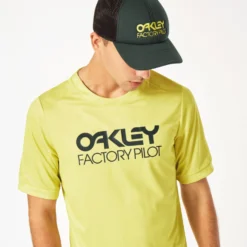 Oakley Factory Pilot MTB Shortsleeve Jersey - Sulphur -Bike Sale Shop oakley factory pilot mtb shortsleeve jersey sulphur 10 1178367