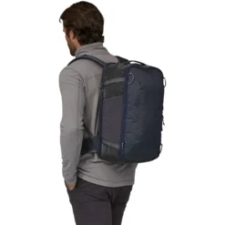 Patagonia Black Hole Mini MLC 26L Backpack - Shrub Green -Bike Sale Shop patagonia black hole mini mlc shrub green 8 1536767