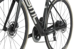 BMC TEAMMACHINE SLR TWO - Carbon Roadbike - 2023 - Carbon / Prisma -Bike Sale Shop teammachine slr two detail 04 1411860