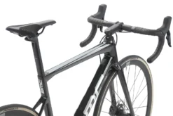 BMC TEAMMACHINE SLR TWO - Carbon Roadbike - 2023 - Carbon / Prisma -Bike Sale Shop teammachine slr two detail 09 1411857