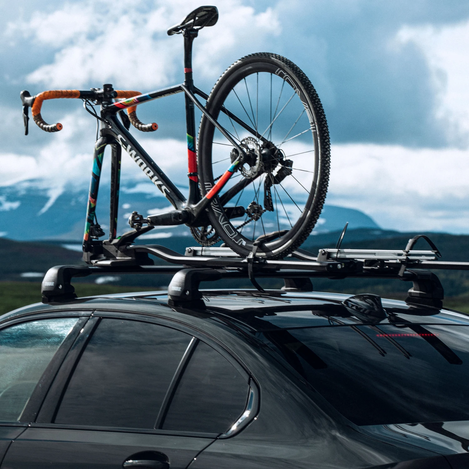 Thule TopRide Roof Bike Rack - Black 18 Thule TopRide Roof Bike Rack - Black - Image 18