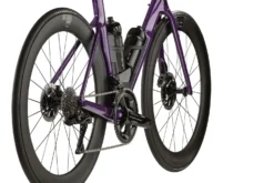 BMC TIMEMACHINE ROAD 01 ONE - Carbon Roadbike - 2023 - Carbon / White -Bike Sale Shop timemachine road 01 one prp blk cbn detail 07 1412214