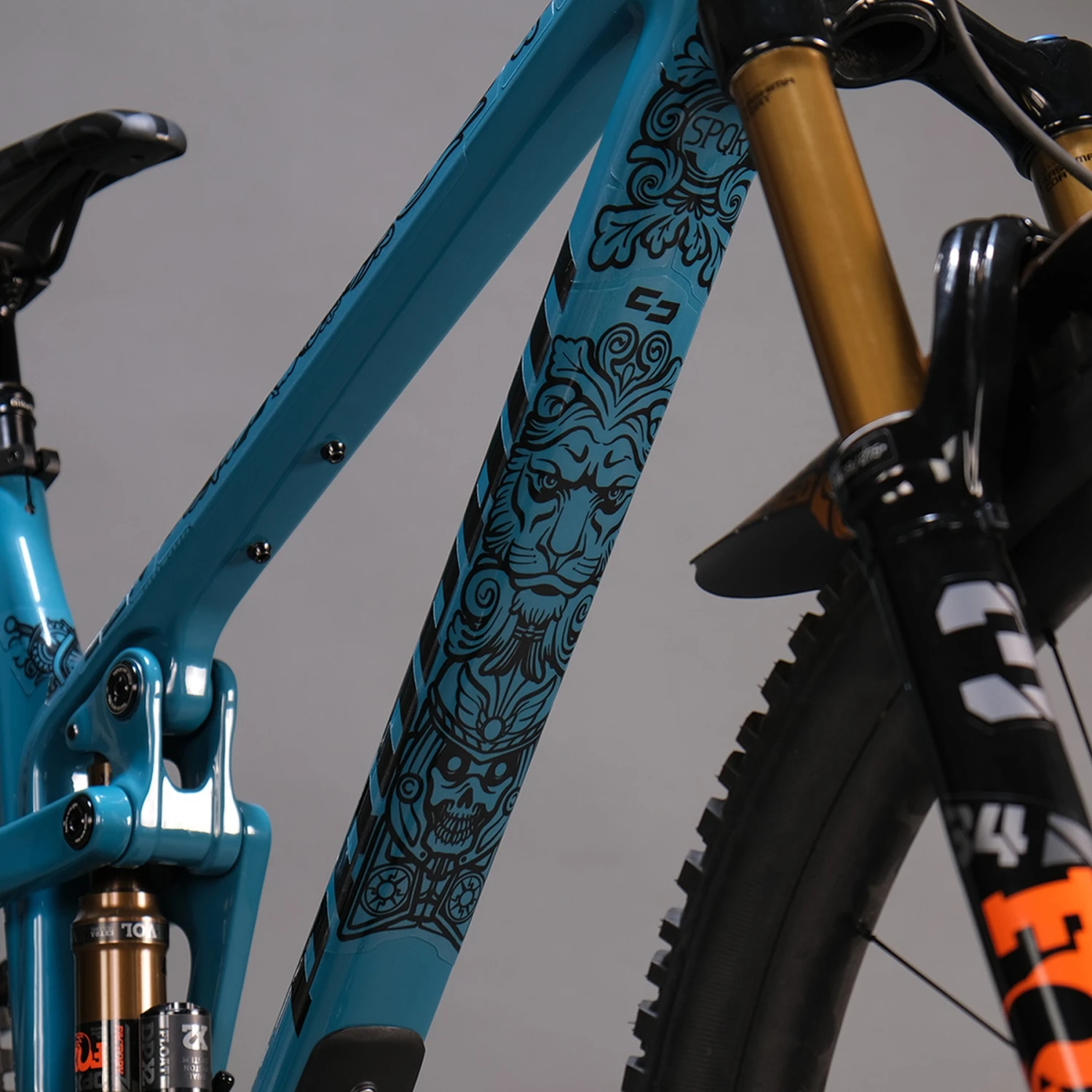 Unleazhed Frame Unscratch Bp01-S Frame Protection Tape Down Tube - Empire Black Matt 2 Unleazhed Frame Unscratch Bp01-S Frame Protection Tape Down Tube - Empire Black Matt - Image 2