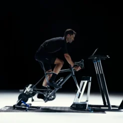 Wahoo Fitness Wahoo KICKR V6 WIFI - Direct Drive Cycletrainer - Black -Bike Sale Shop wahoo kickr v6 7 1315758